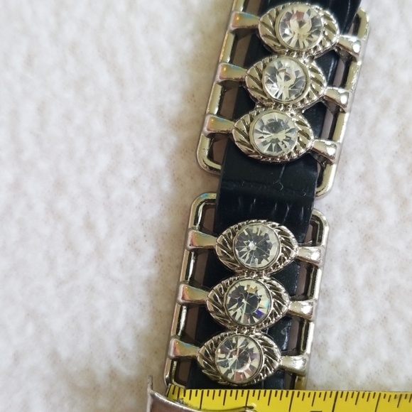 Leather and rhinestone belt - Picture 5 of 8